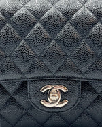 Charger l&#39;image dans la galerie, Chanel Timeless Classic Medium
