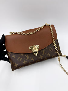 Louis vuitton saint placide