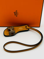 Load image into Gallery viewer, Hermes Oran Charm
