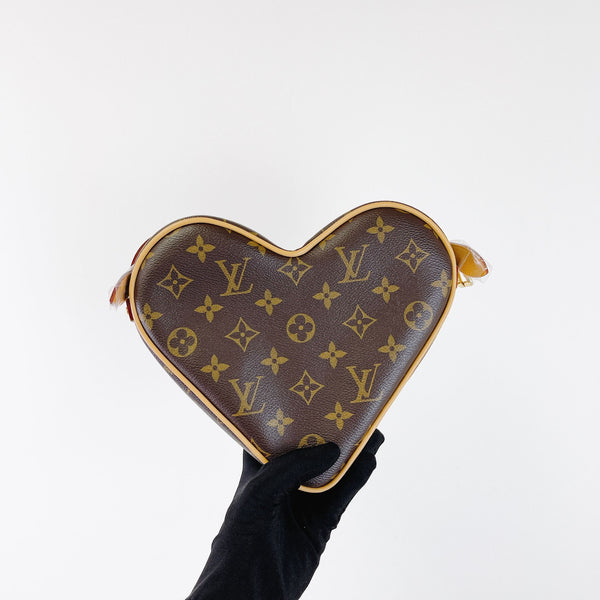 Coeur game on cloth handbag Louis Vuitton Brown in Cloth - 30921964