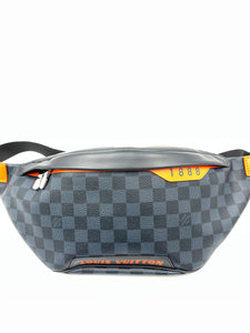 Louis vuitton discovery bumbag