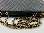 Charger l&#39;image dans la galerie, Chanel Vintage Extra Large
