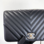 Charger l&#39;image dans la galerie, Chanel Statement Flap
