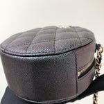 Charger l&#39;image dans la galerie, Chanel Round Clutch with Chain
