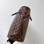 Load image into Gallery viewer, Luis Vuitton Neverful MM
