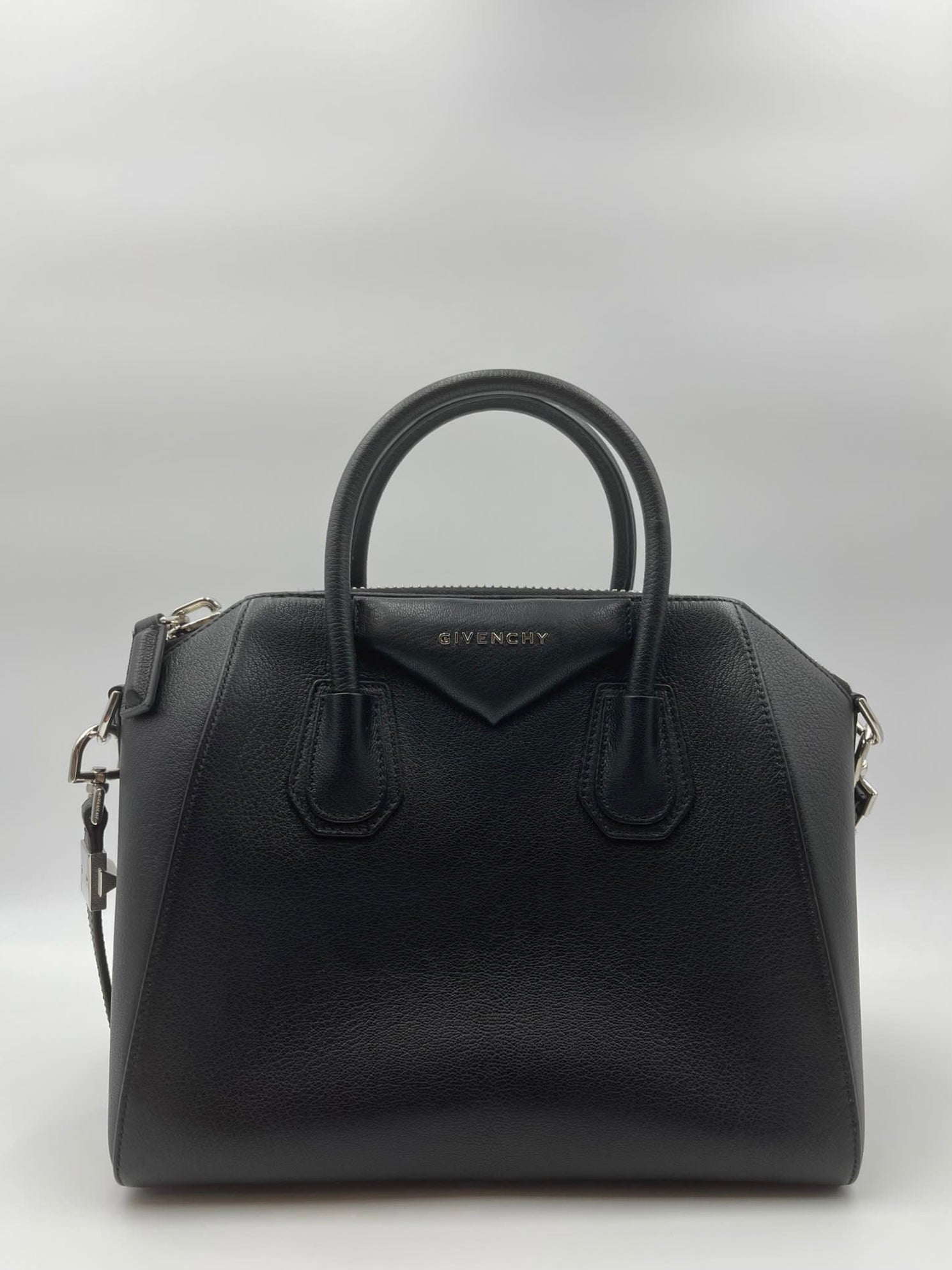 Givenchy antigona small