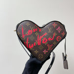 Load image into Gallery viewer, LOUIS VUITTON Asia-Exclusive Fall in Love Sac Coeur
