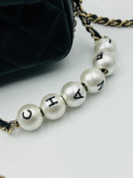 Charger l&#39;image dans la galerie, Chanel Pearl Logo - Small
