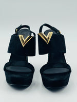 Load image into Gallery viewer, Louis vuitton bayfront sandals/shoes
