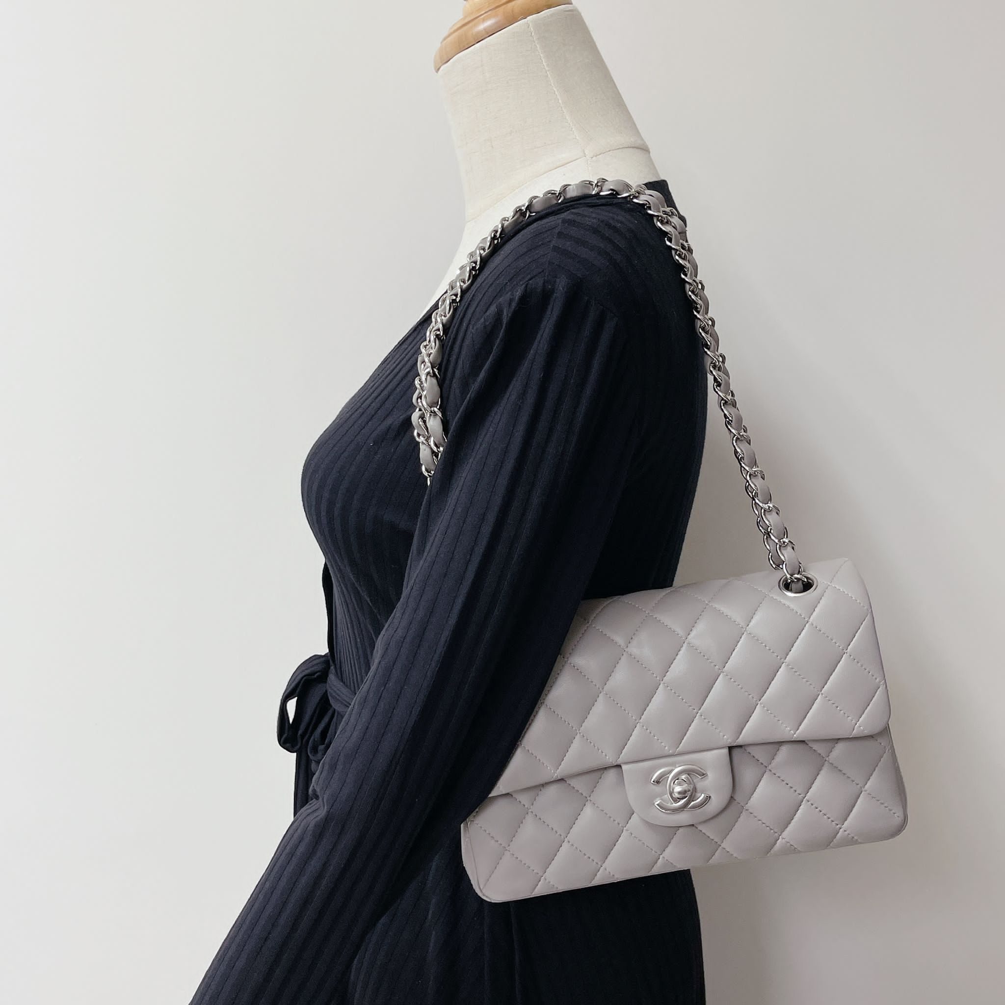 Chanel Timeless Classic Small