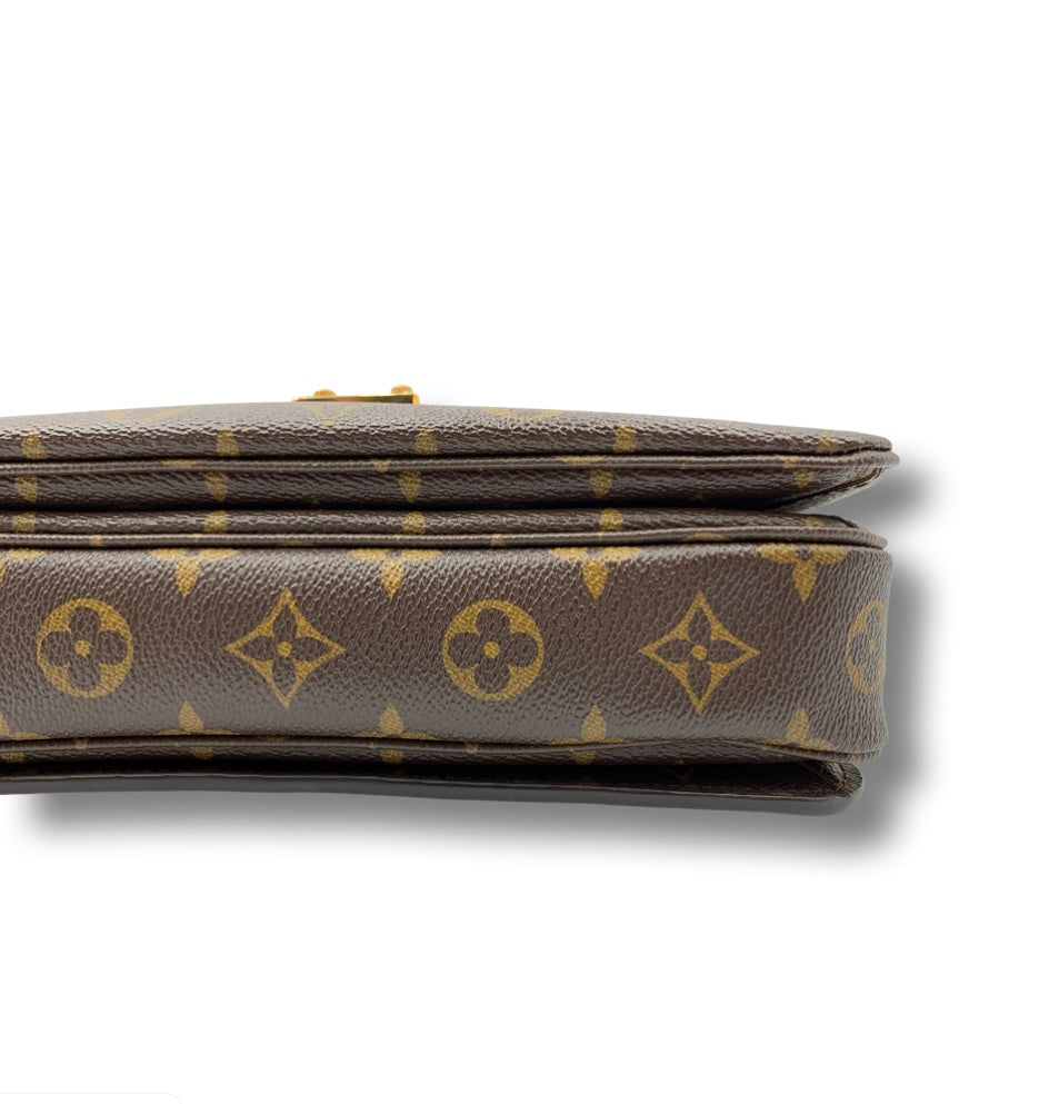 L v  pochette metis