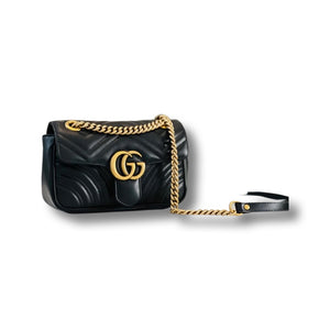 GUCCI MARMONT 马特拉斯迷你翻盖包