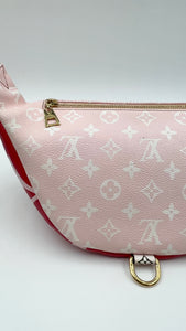 LV BUMBAG 花押字巨型