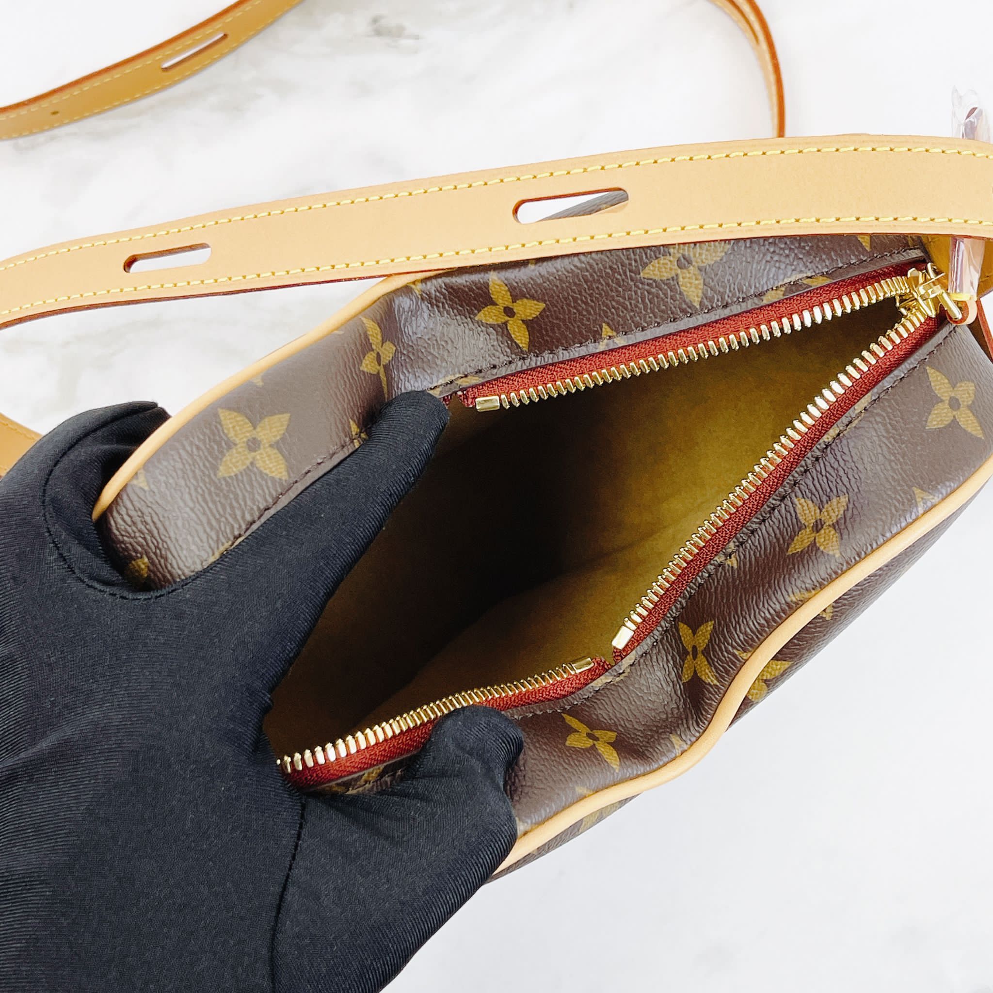 💞Preorder Louis Vuitton Game On Coeur Heart Shaped Bag
