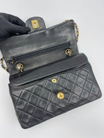 Load image into Gallery viewer, Chanel Vintage Classic Medium Flap
