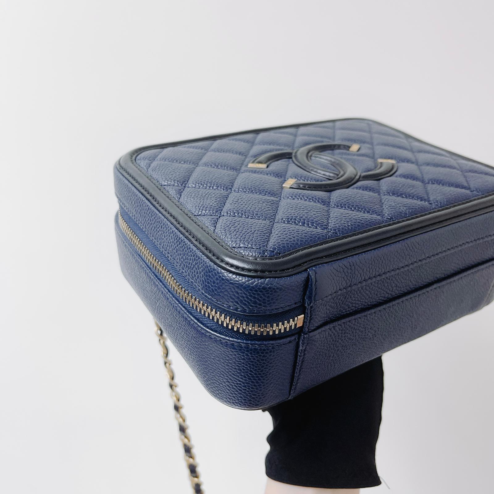 Chanel Vanity Case Filigree Medium