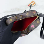 Load image into Gallery viewer, LOUIS VUITTON Fall in Love Cœur Heart Bag
