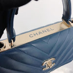 Charger l&#39;image dans la galerie, Chanel Trendy Small
